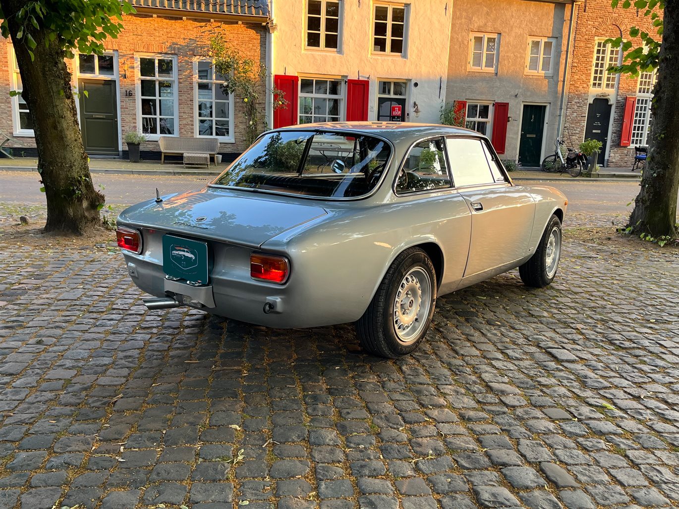 classic-car-moments-alfa-romeo-gt-junior-homepage